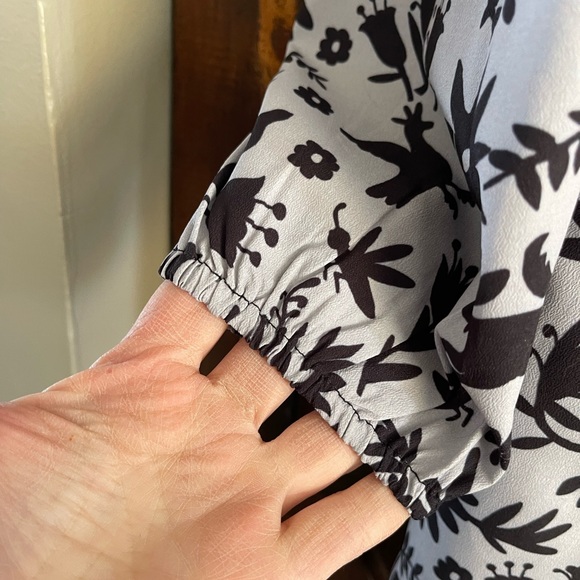 eShakti XL 18 flora and fauna pintuck pleat tunic - Picture 6 of 14